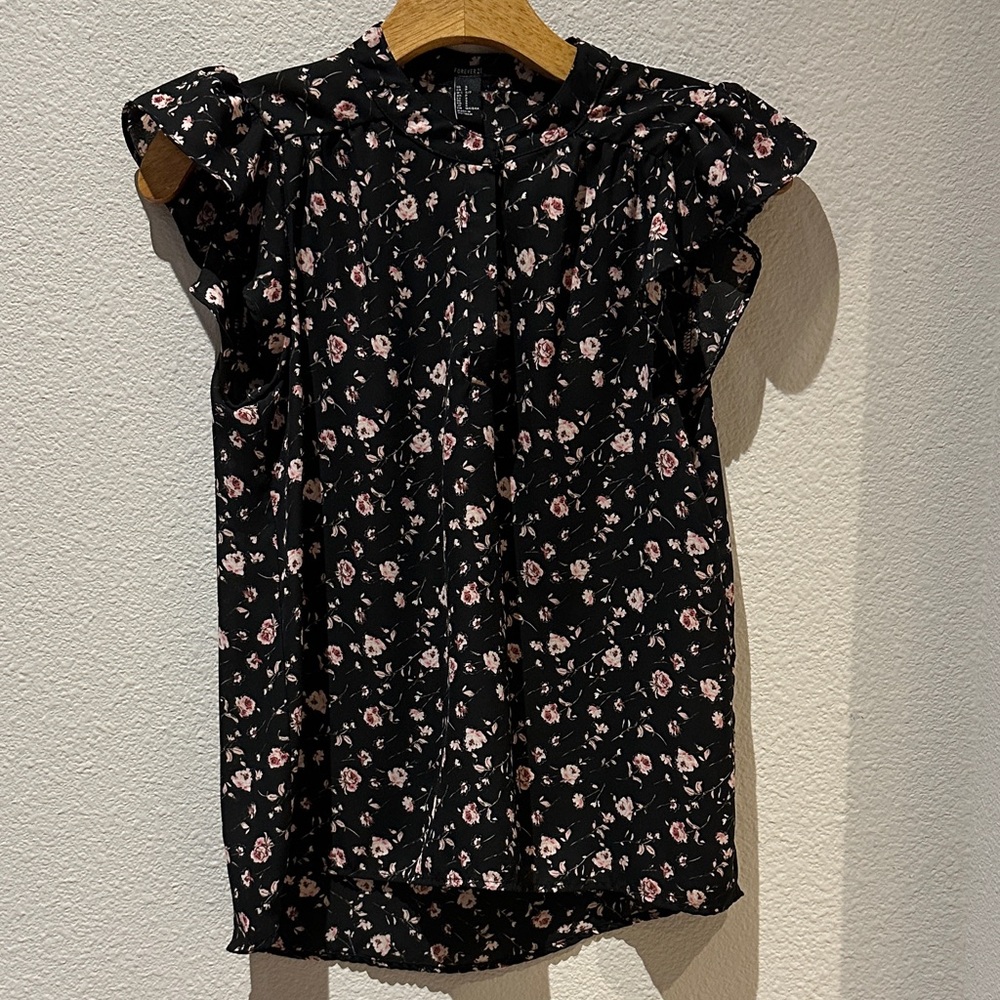 Forever 21 Black Floral Blouse